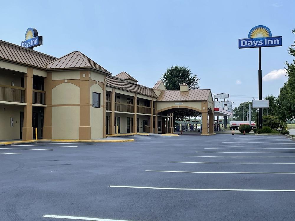 Days Inn By Wyndham Oak Grove/Ft. Campbell מראה חיצוני תמונה