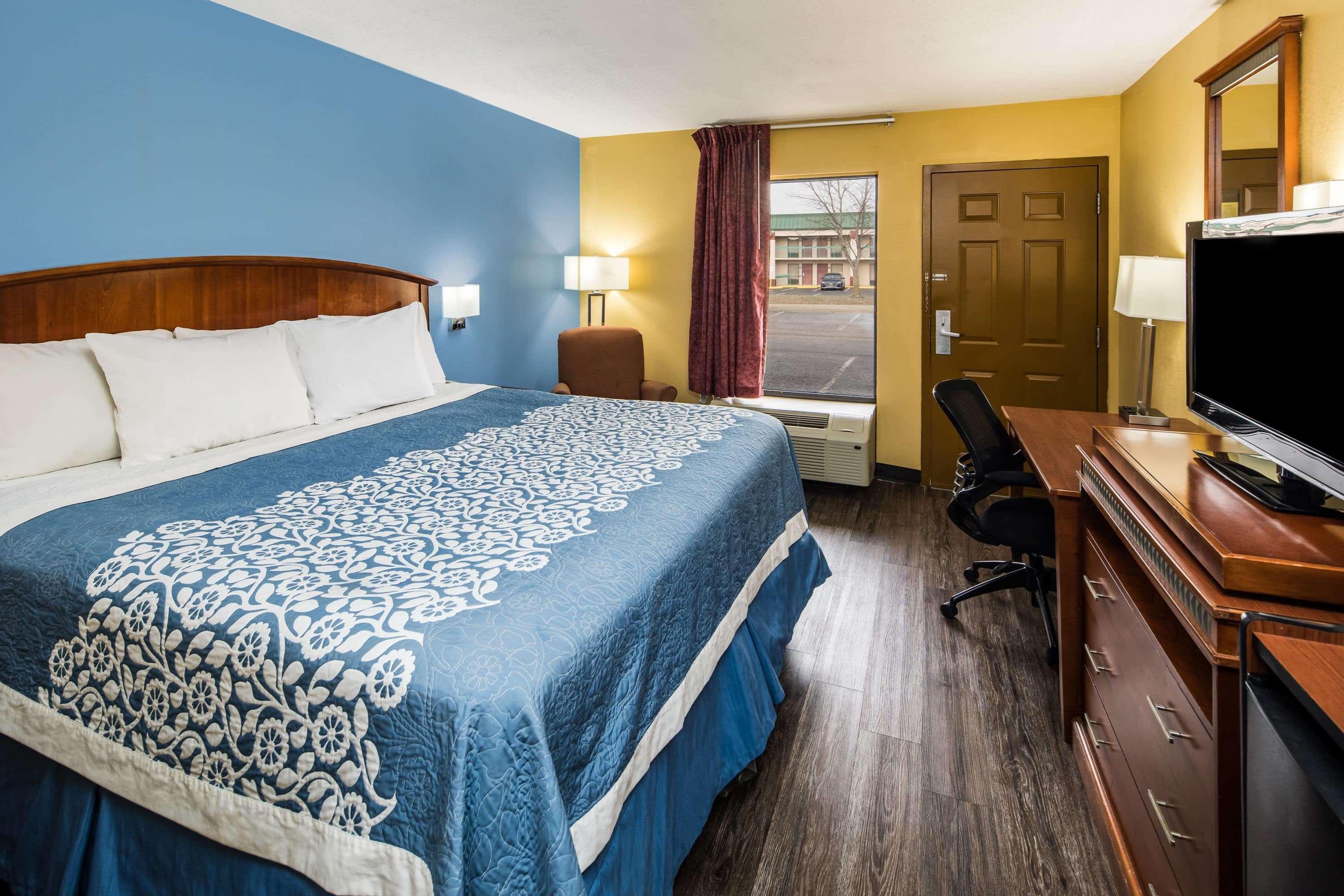 Days Inn By Wyndham Oak Grove/Ft. Campbell מראה חיצוני תמונה