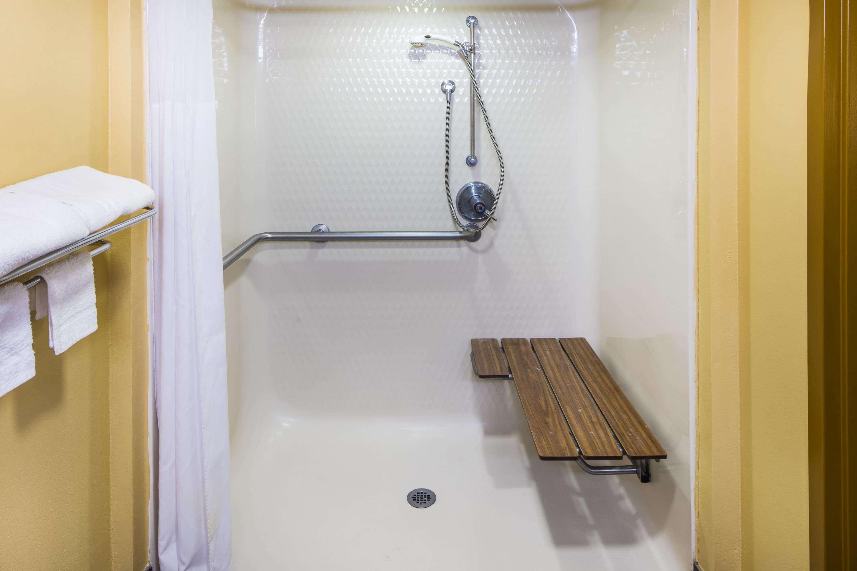 Days Inn By Wyndham Oak Grove/Ft. Campbell מראה חיצוני תמונה