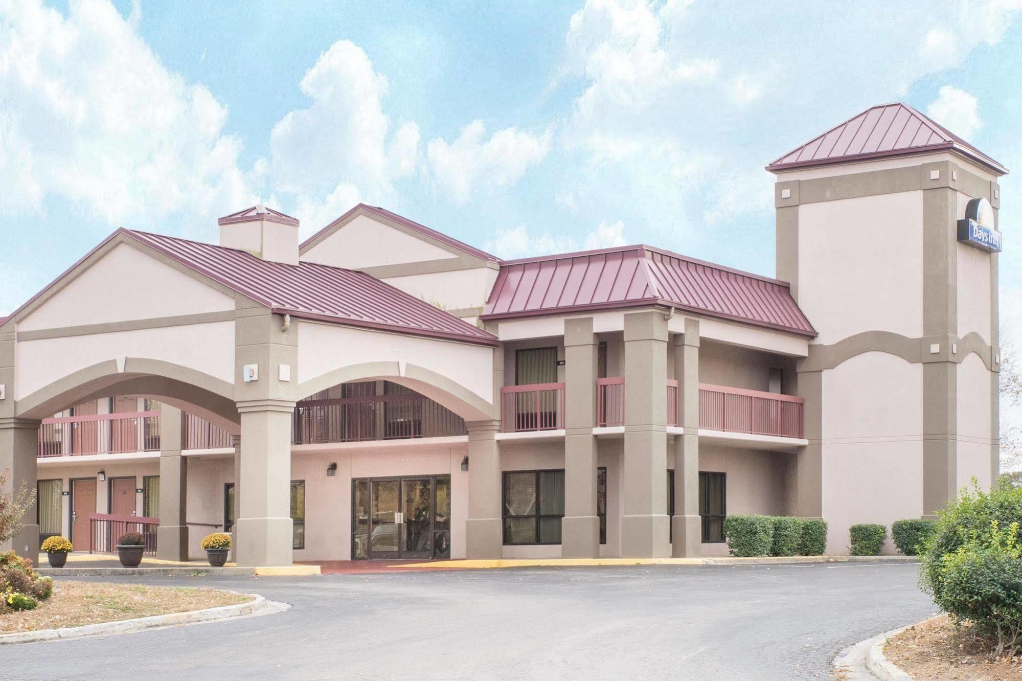 Days Inn By Wyndham Oak Grove/Ft. Campbell מראה חיצוני תמונה